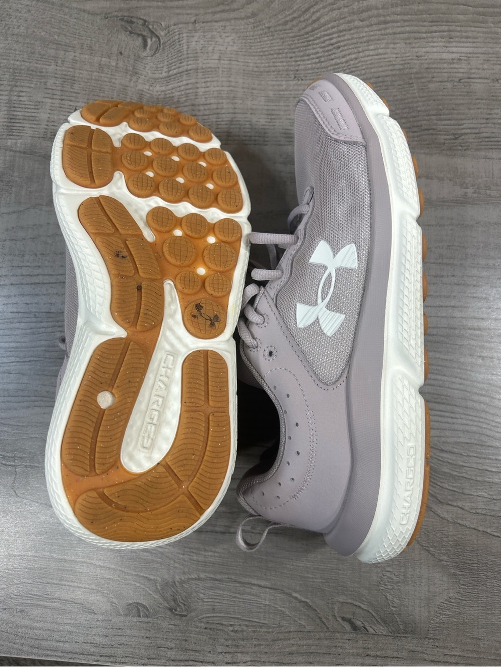 Under Armour Charged Lavender Running Sneakers Women’s Size 9 - Picture 10 of 11